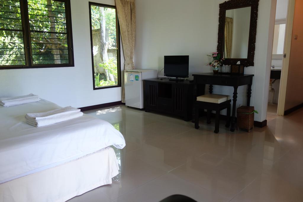 Khaolak Hillside Villa Khaulak Kültér fotó
