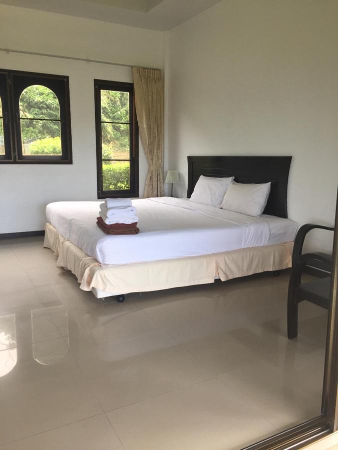 Khaolak Hillside Villa Khaulak Kültér fotó